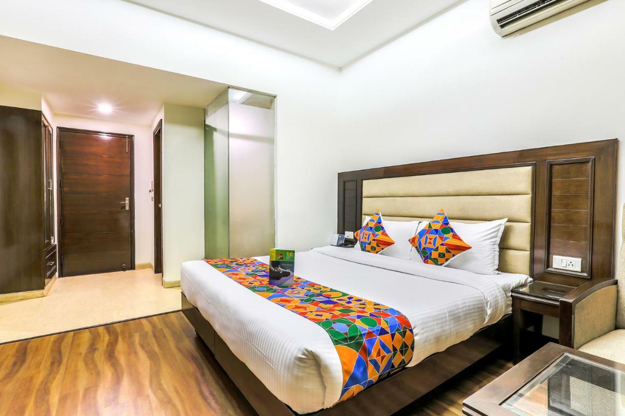 Fabhotel Metro35 Chandīgarh エクステリア 写真